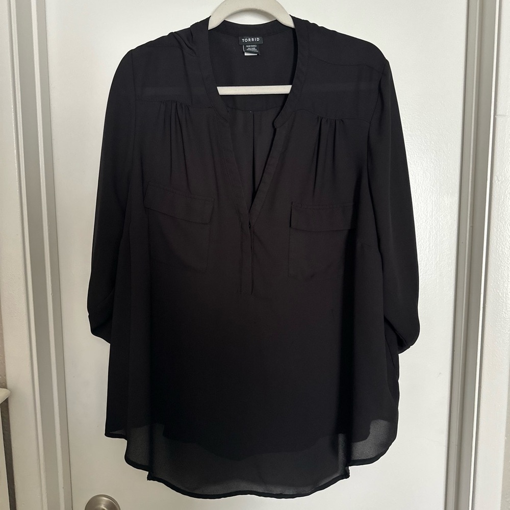 Torrid Black Asymmetrical 3/4 Sleeve Blouse with Mandarin Collar